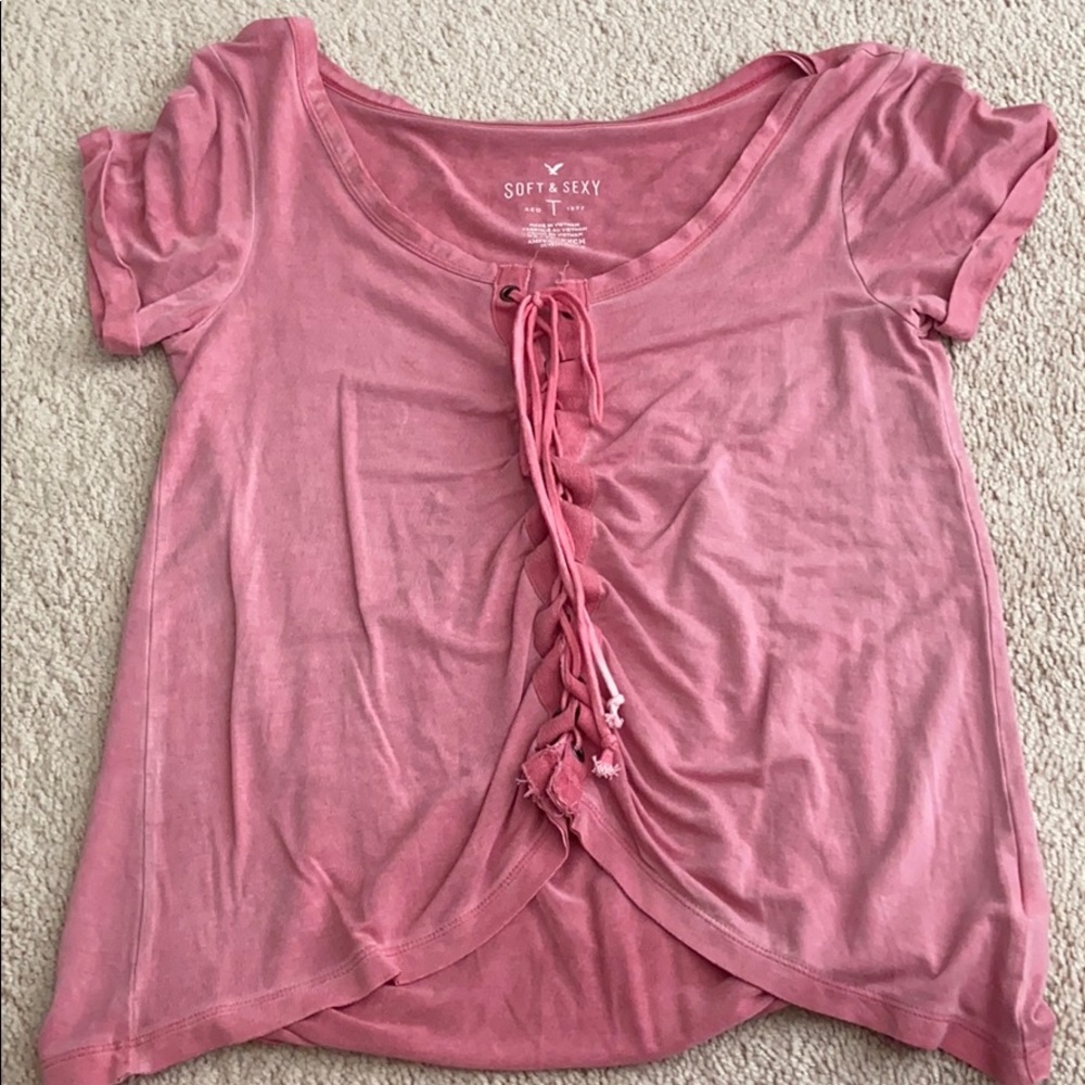 Light pink short sleeve top